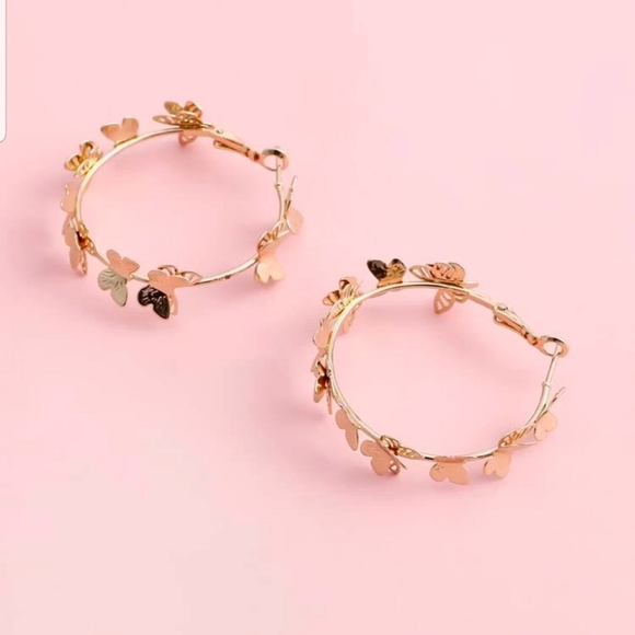 *Guinevere* Butterfly Hoop earrings - Picture 4 of 4